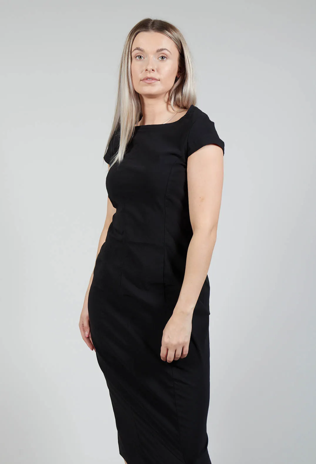 Capped Sleeve Slim Fit Dress in Black