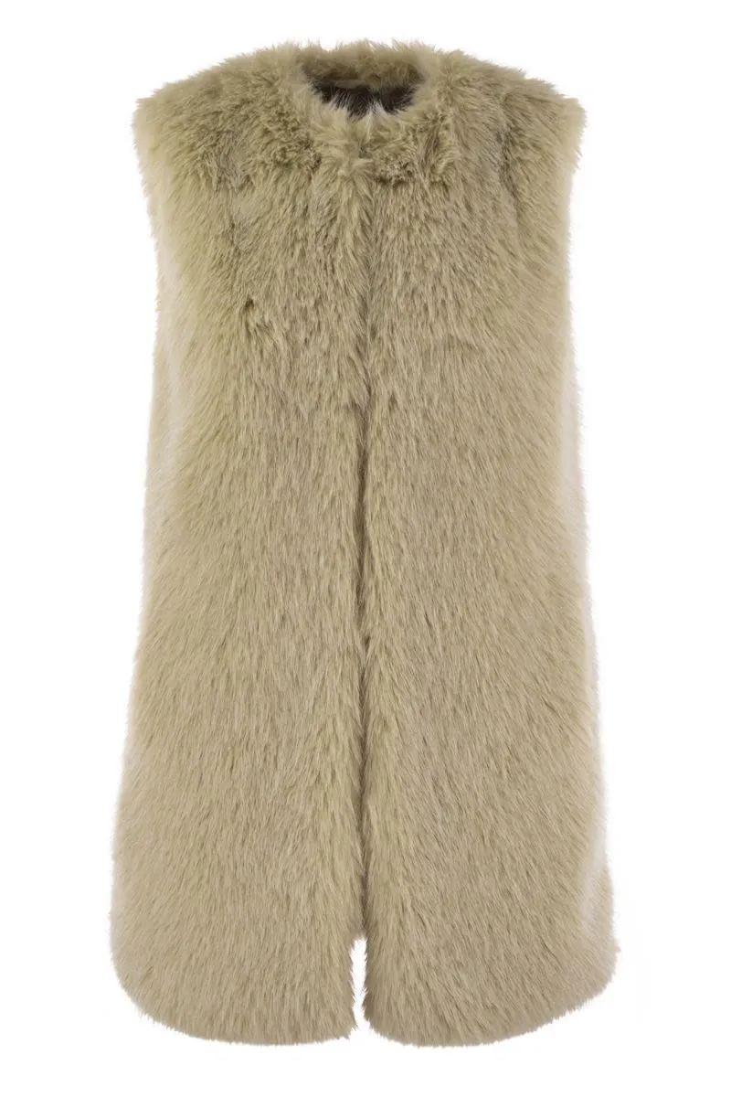 CRUELTY-FREE FUR SLEEVE COAT