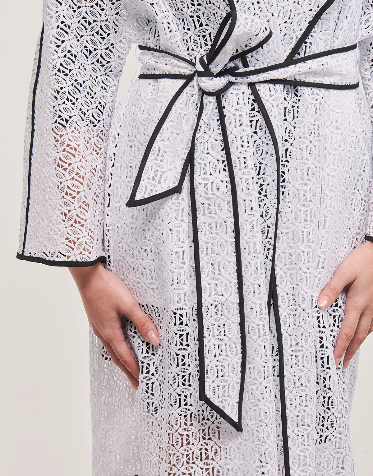 Karl Lagerfeld KL EMBROIDERED LACE COAT