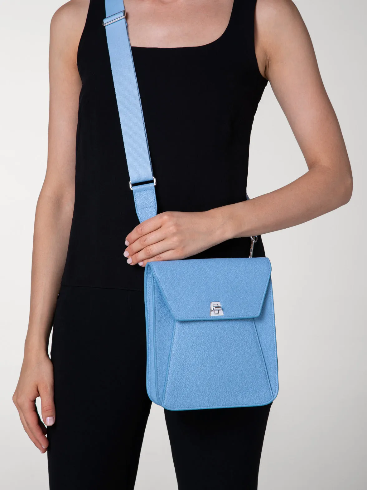 Little Anouk Messenger in Calf Leather