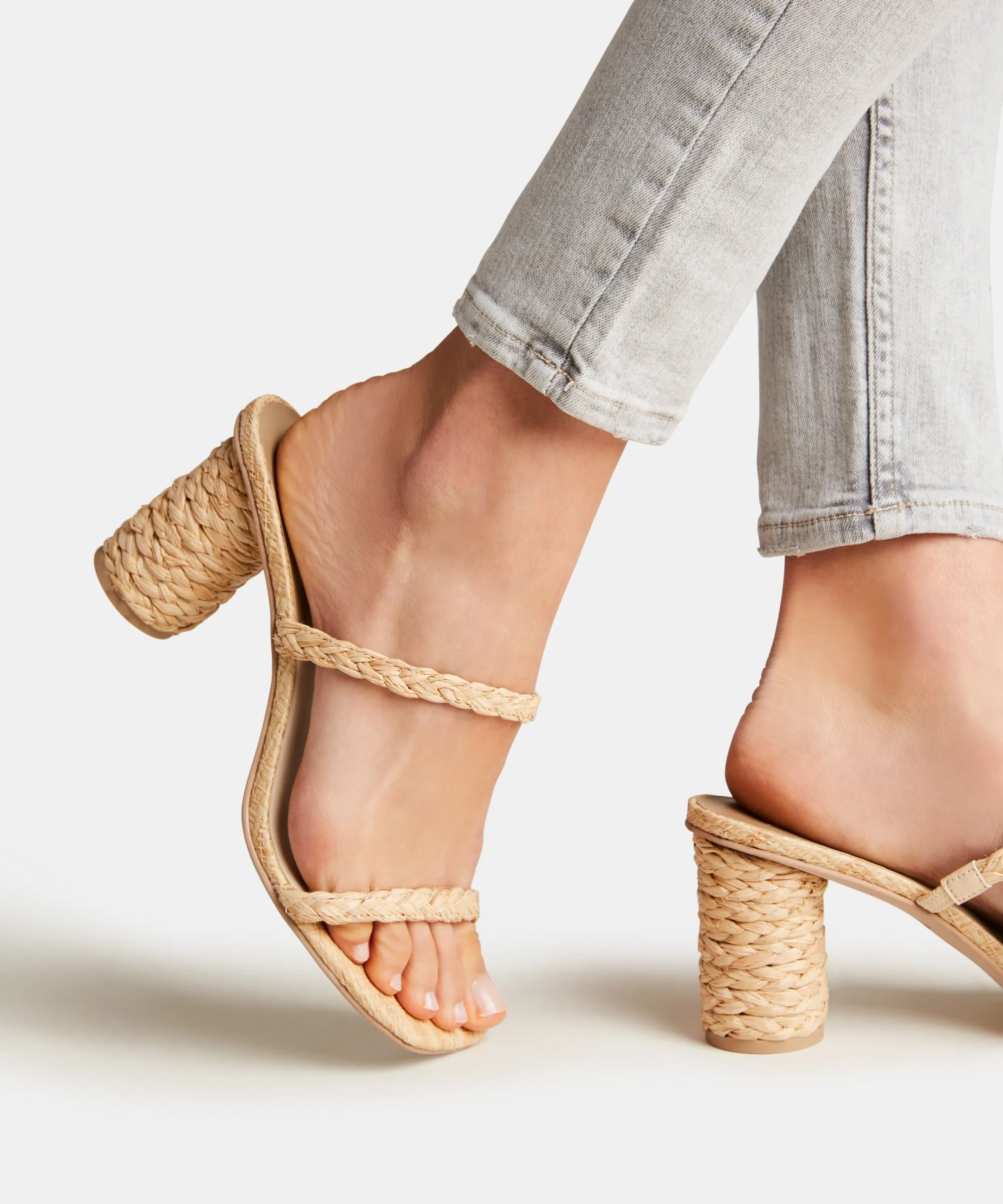 NOLES HEELS LT NATURAL RAFFIA re:vita