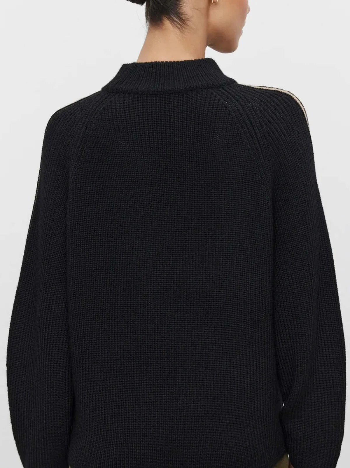 Teagan Sweater - Black/Camel