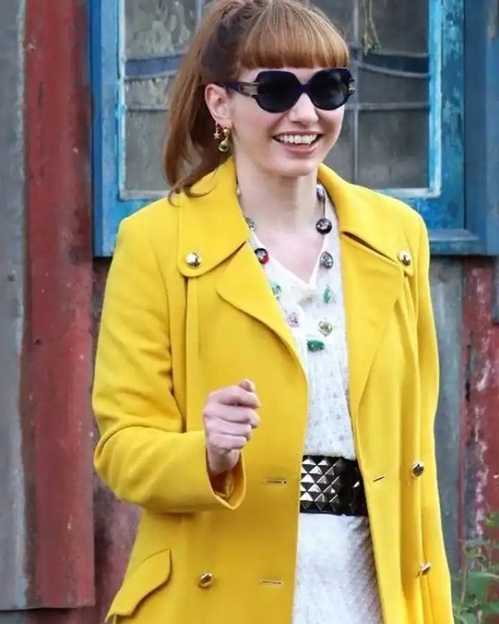 The Outlaws Eleanor Tomlinson Yellow Coat